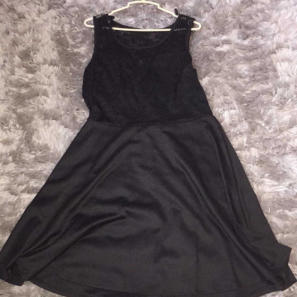 1X PLUS SIZE black lace skater dress